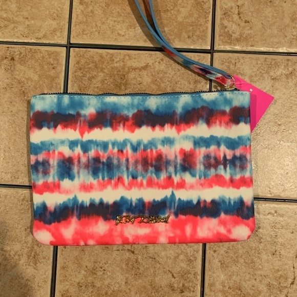 Betsey Johnson Tie Dyed "Dream Big" Wristlet NWT - Picture 3 of 7
